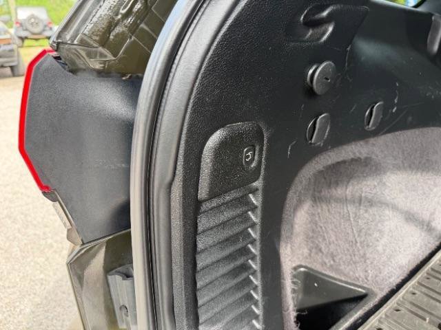 Used 2017 Jeep Grand Cherokee Laredo AWD/4WD image 33