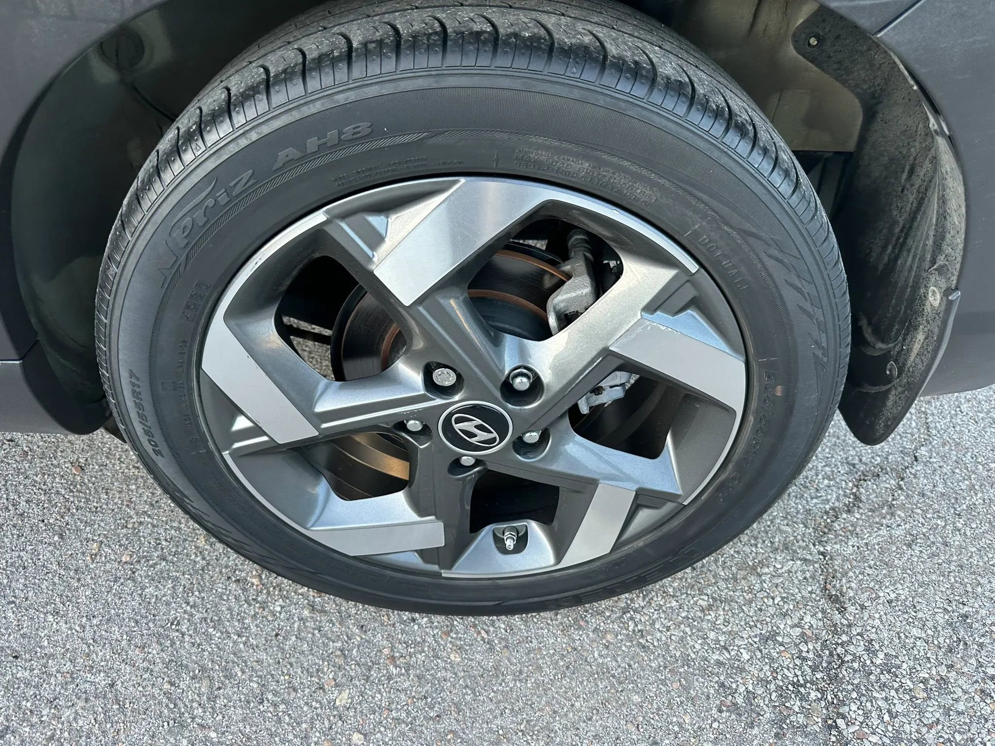 Used 2021 Hyundai Venue SEL FWD image 28