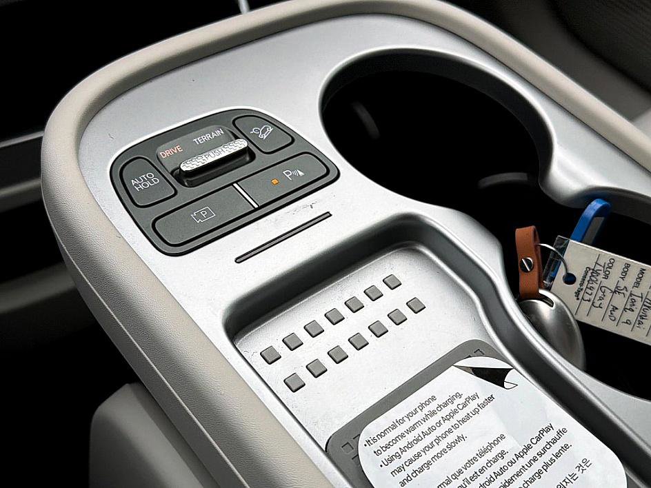 New 2026 Hyundai Ioniq 9 SE image 13