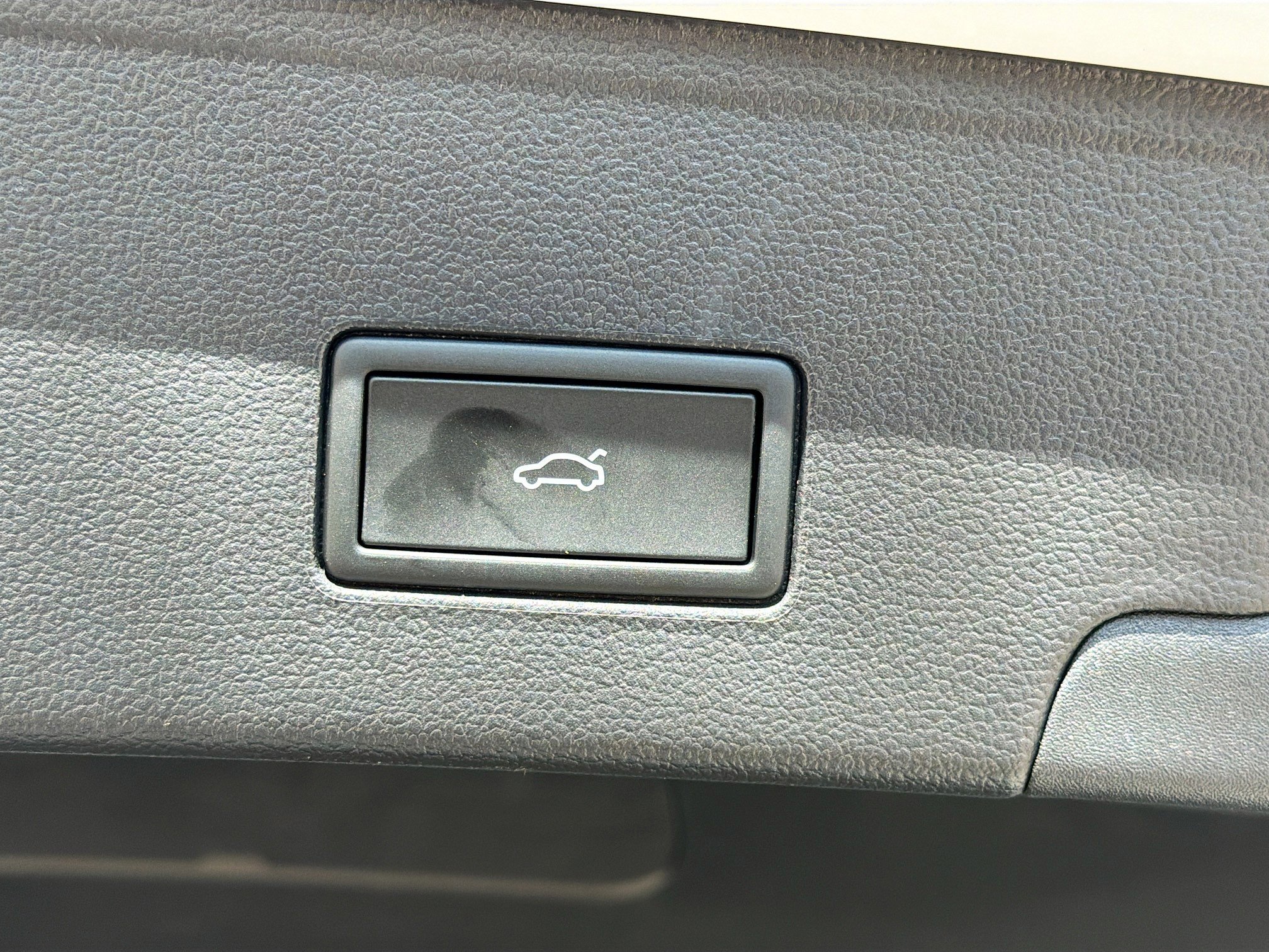 New 2026 Volkswagen Atlas Cross Sport SEL Premium R-Line image 13