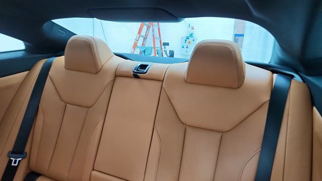 Used 2026 BMW M440i Coupe RWD image 27