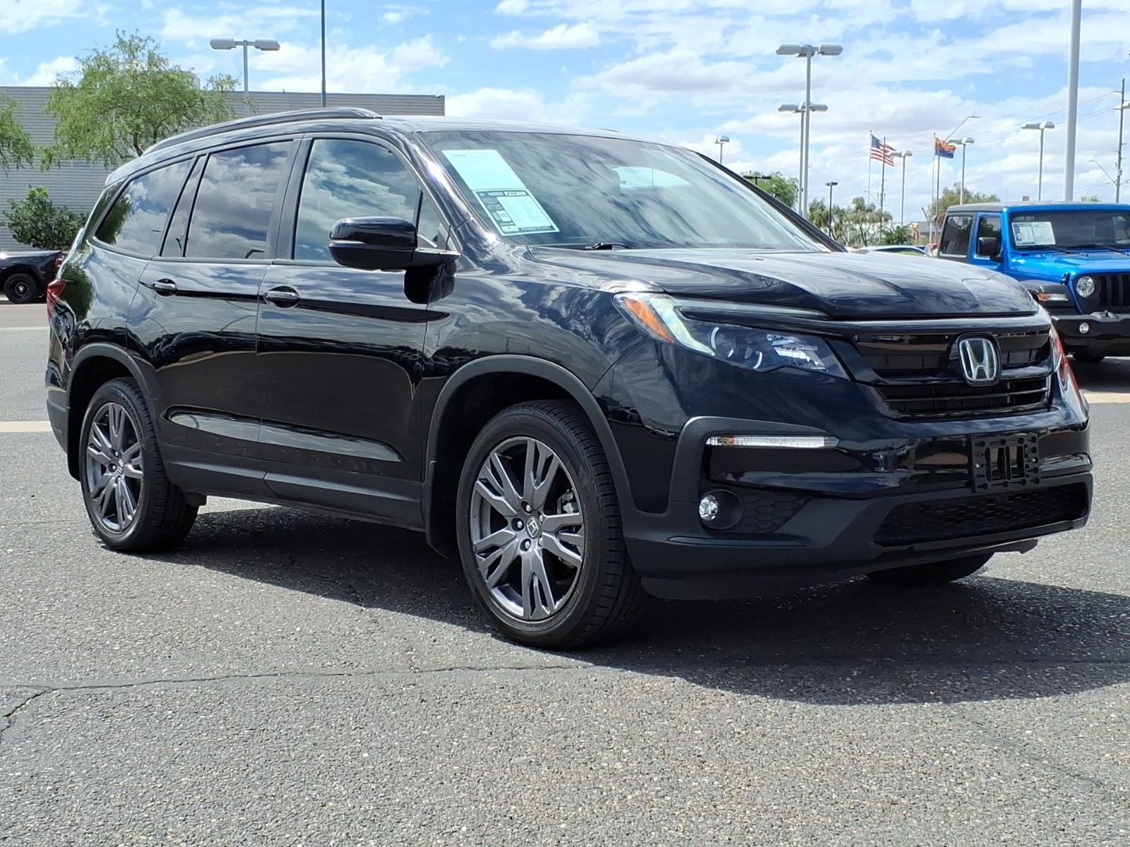 Used 2022 Honda Pilot Sport image 1