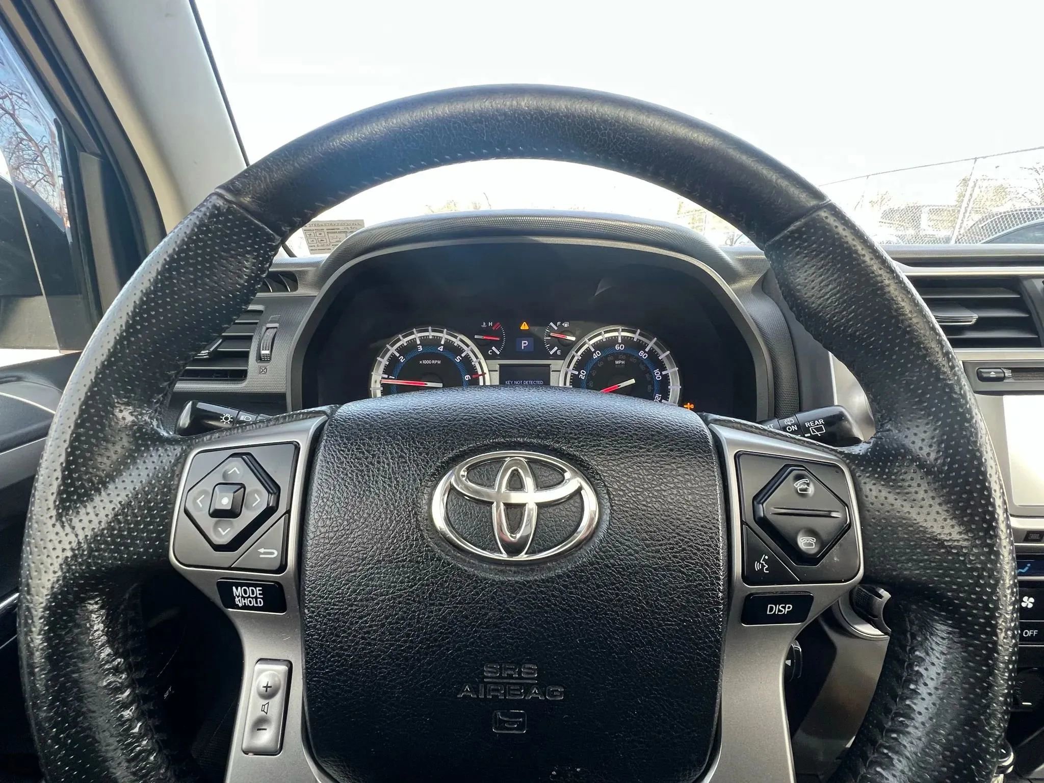 Used 2018 Toyota 4Runner Limited AWD/4WD image 15