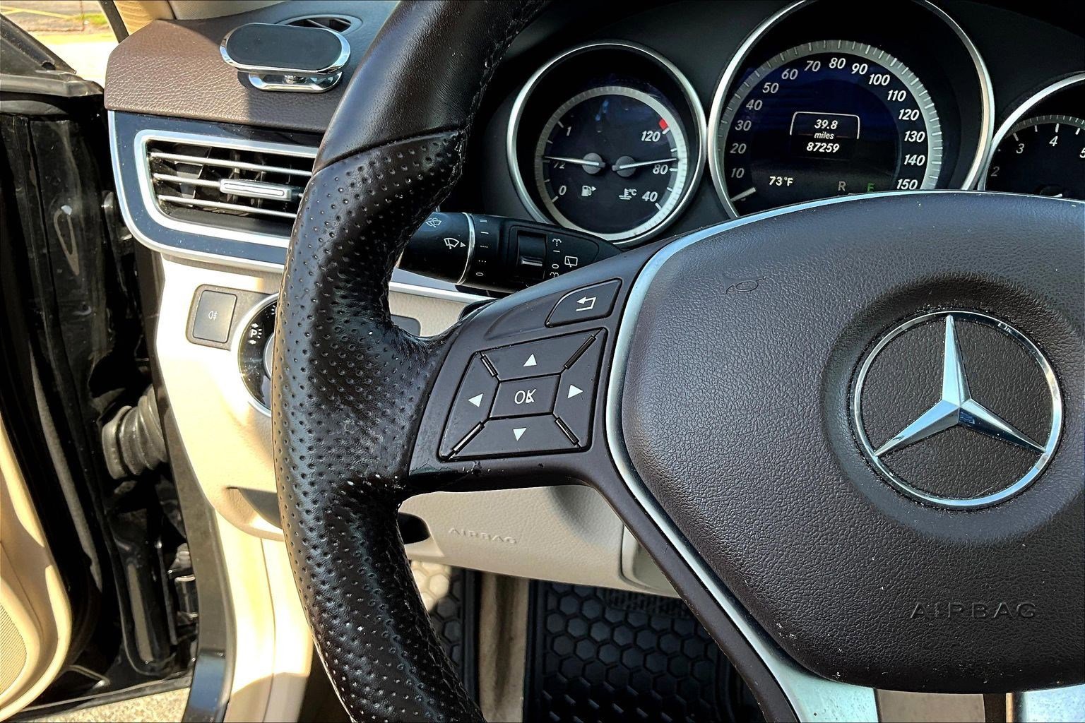 Used 2016 Mercedes-Benz E 350 4MATIC Wagon image 11