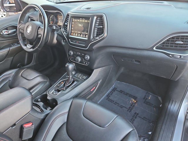 Used 2019 Jeep Cherokee Trailhawk w/ Cold Weather Group AWD/4WD image 27