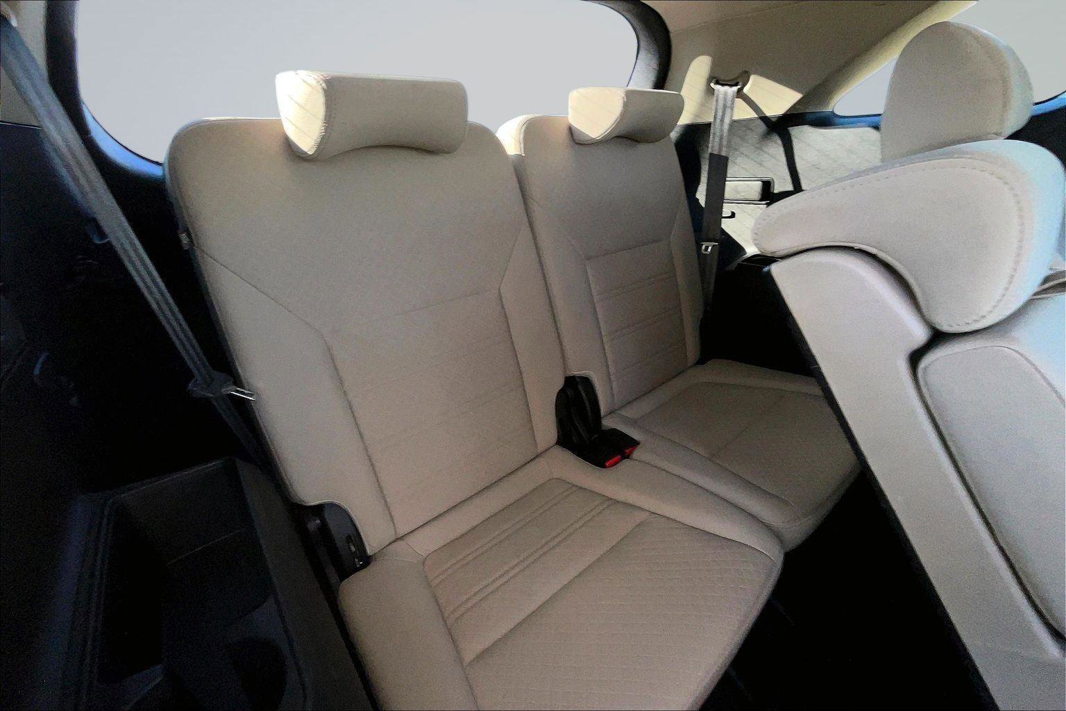Used 2018 Kia Sorento AWD image 28