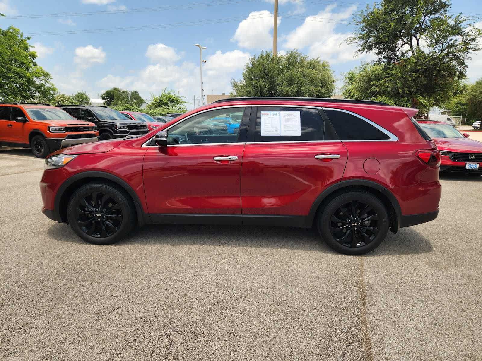 Used 2020 Kia Sorento S FWD image 4