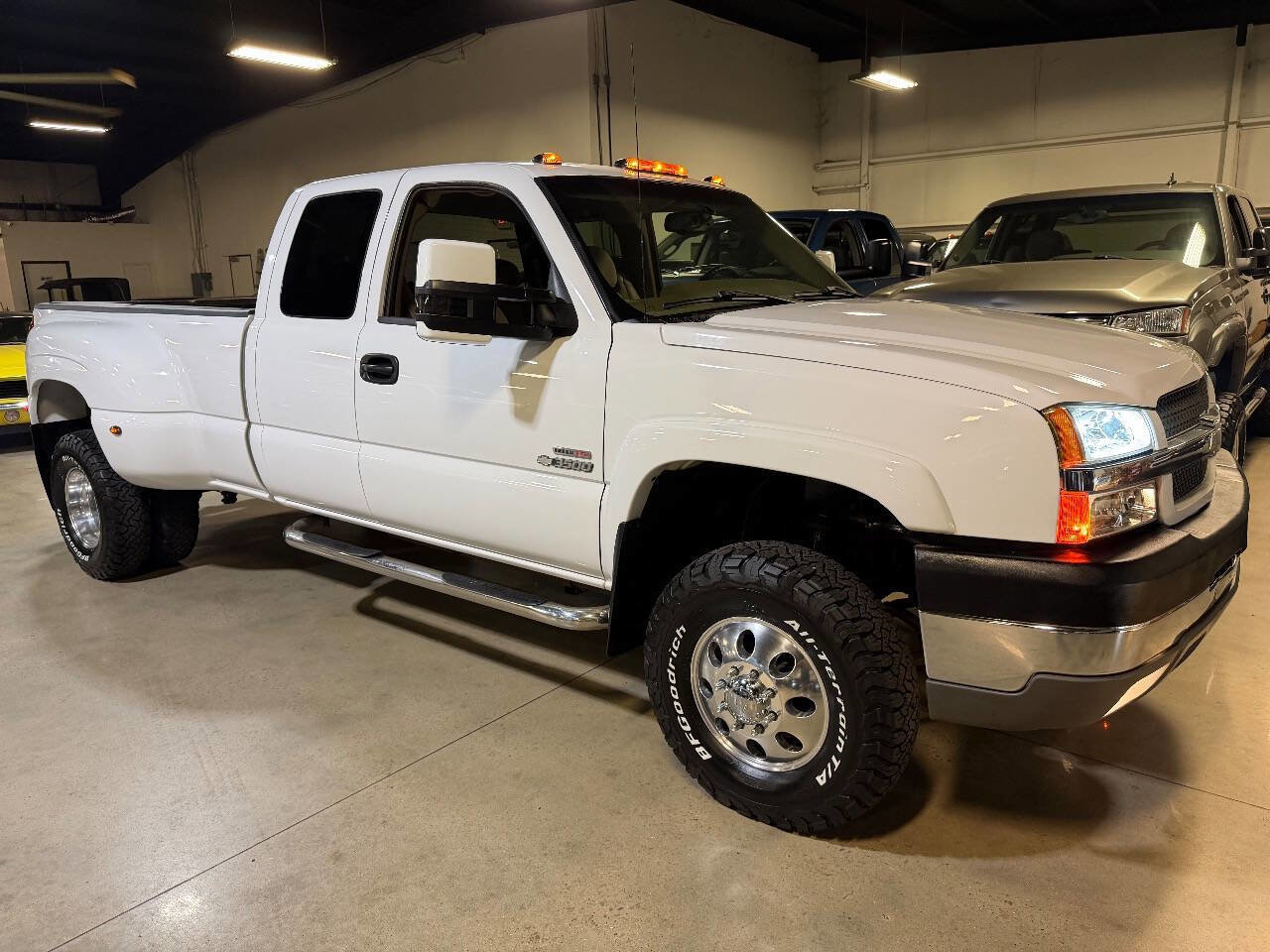 Used 2003 Chevrolet Silverado 3500 LS RWD image 51