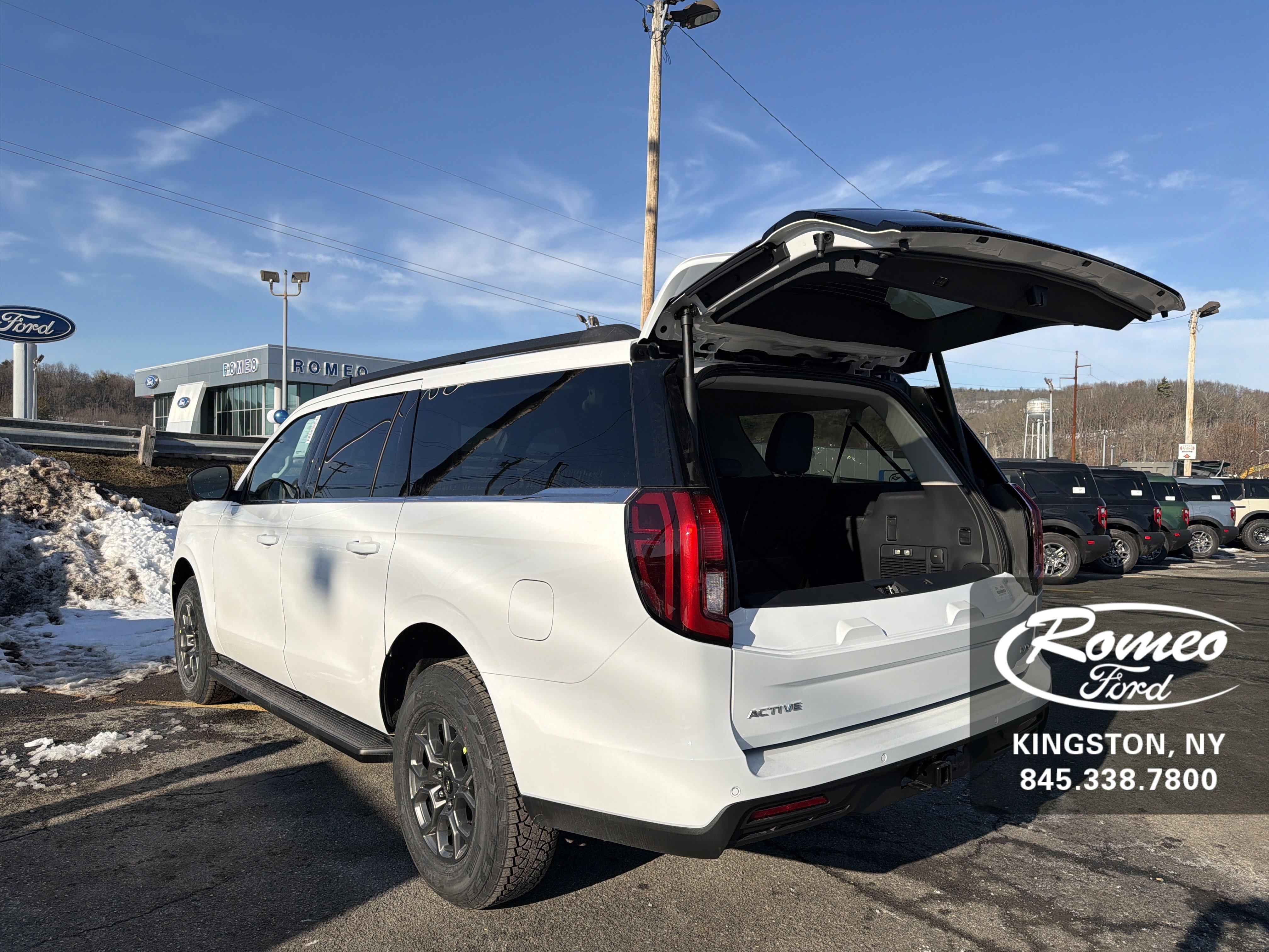 New 2025 Ford Expedition Max Active image 32