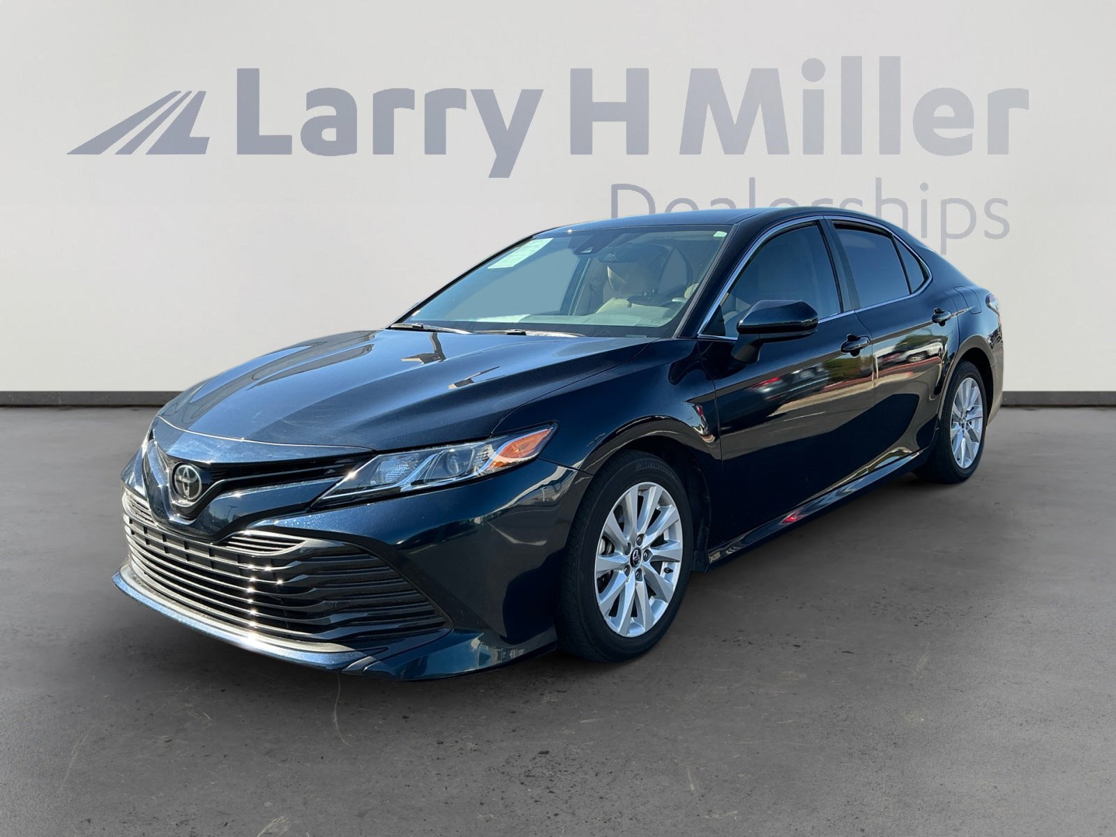 Used 2019 Toyota Camry LE