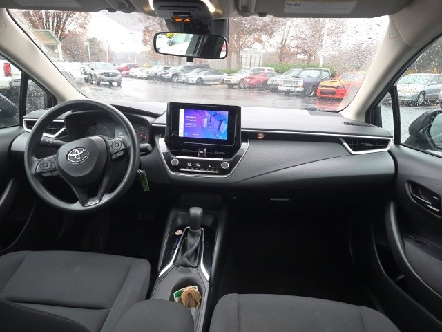 Used 2024 Toyota Corolla LE image 9