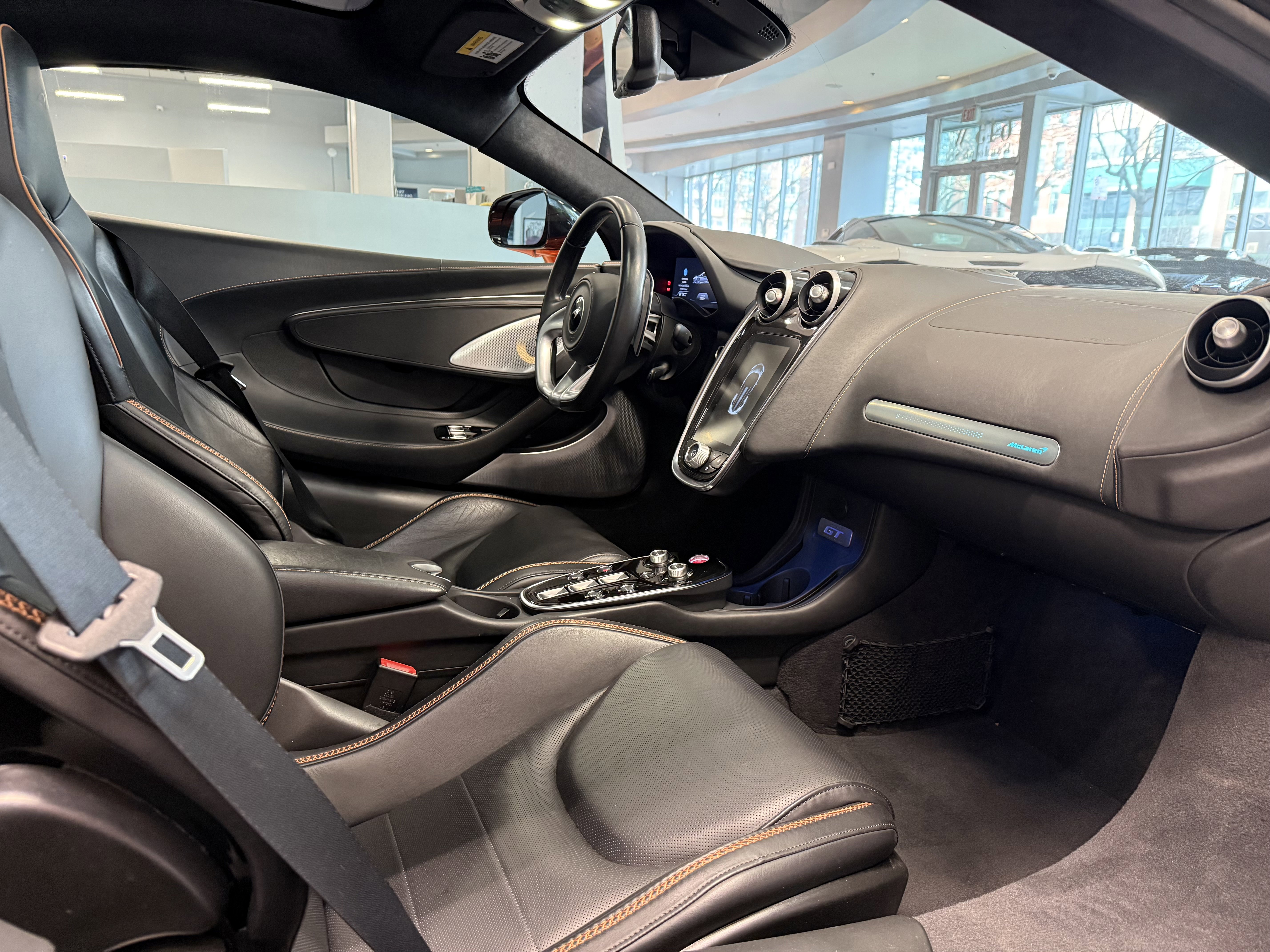 Used 2023 McLaren GT image 15