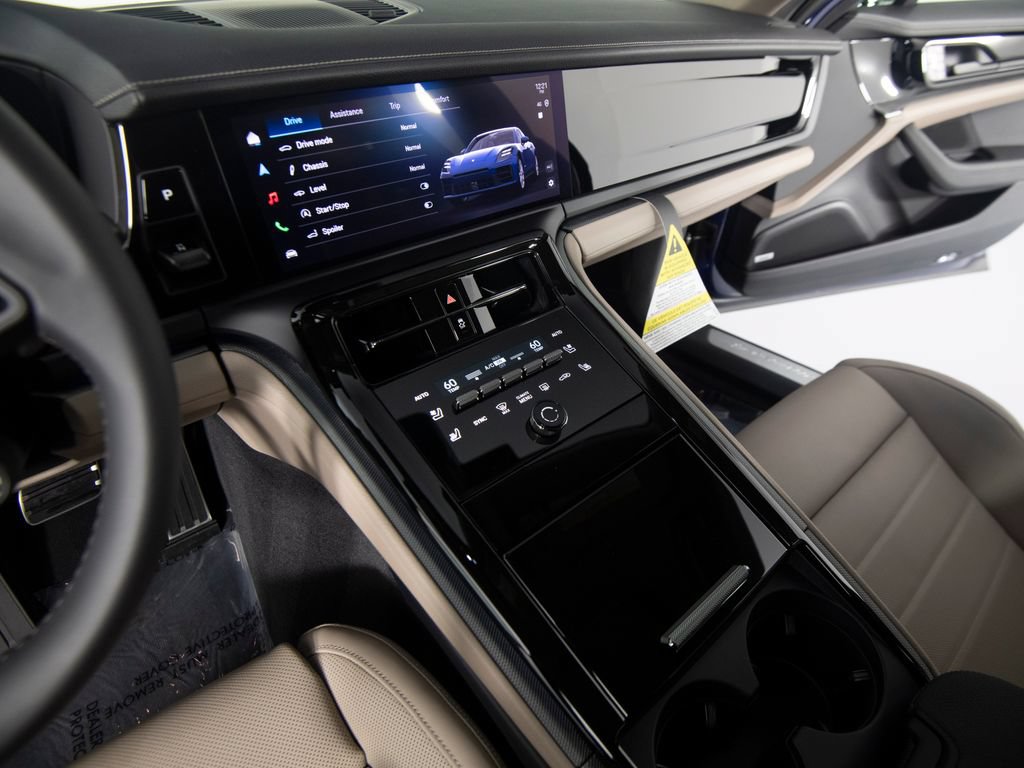 New 2026 Porsche Panamera 4 AWD/4WD image 27