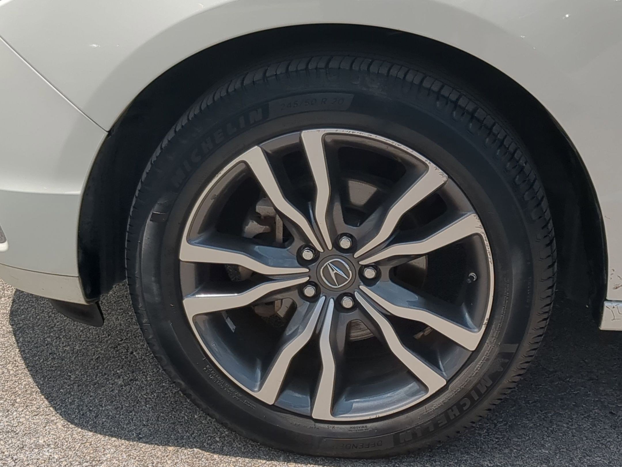 Used 2019 Acura MDX FWD w/ Advance Package image 9