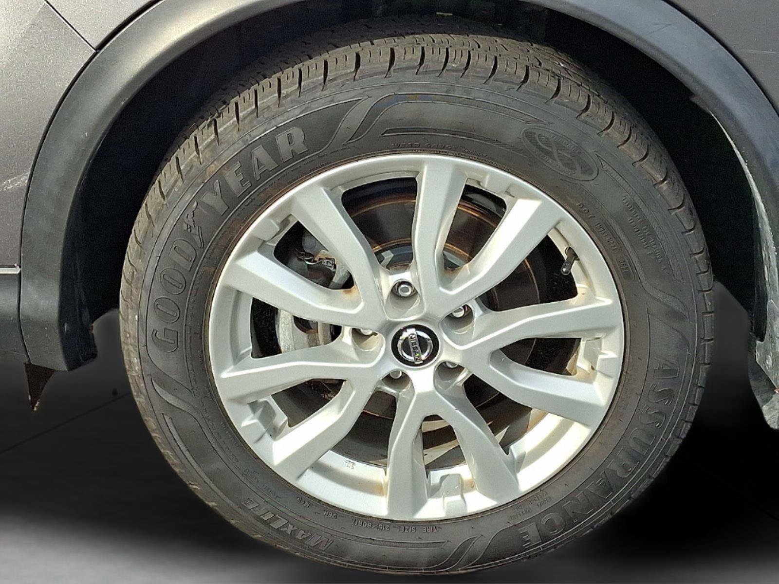 Used 2020 Nissan Rogue Sport SV w/ Technology Package image 9