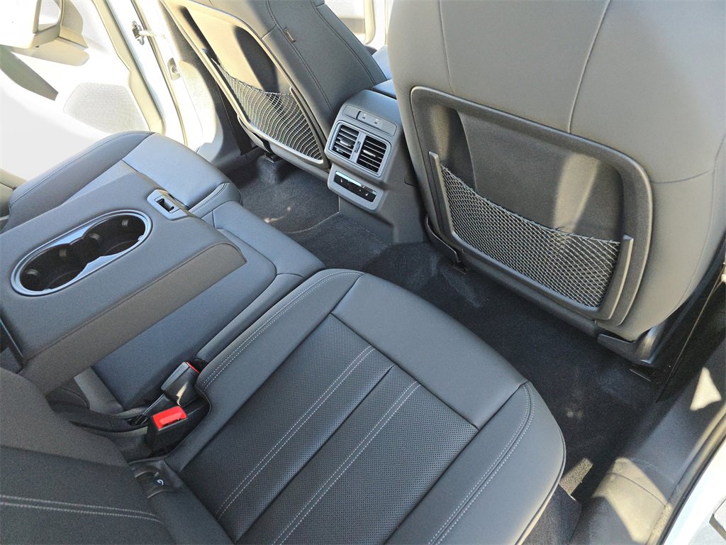New 2025 Audi Q5 Prestige image 11