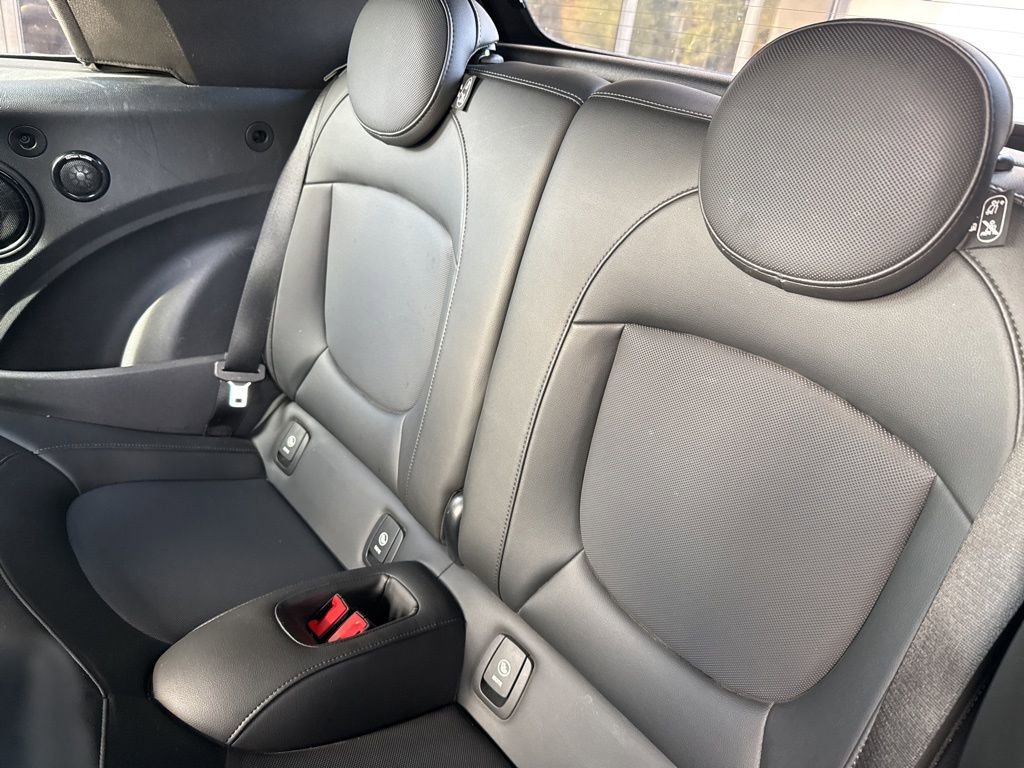 Used 2020 MINI Cooper S w/ Premium Package image 10