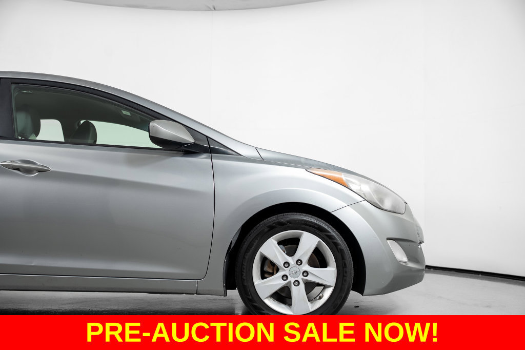 Used 2012 Hyundai Elantra GLS w/ Preferred Pkg 3 FWD image 4
