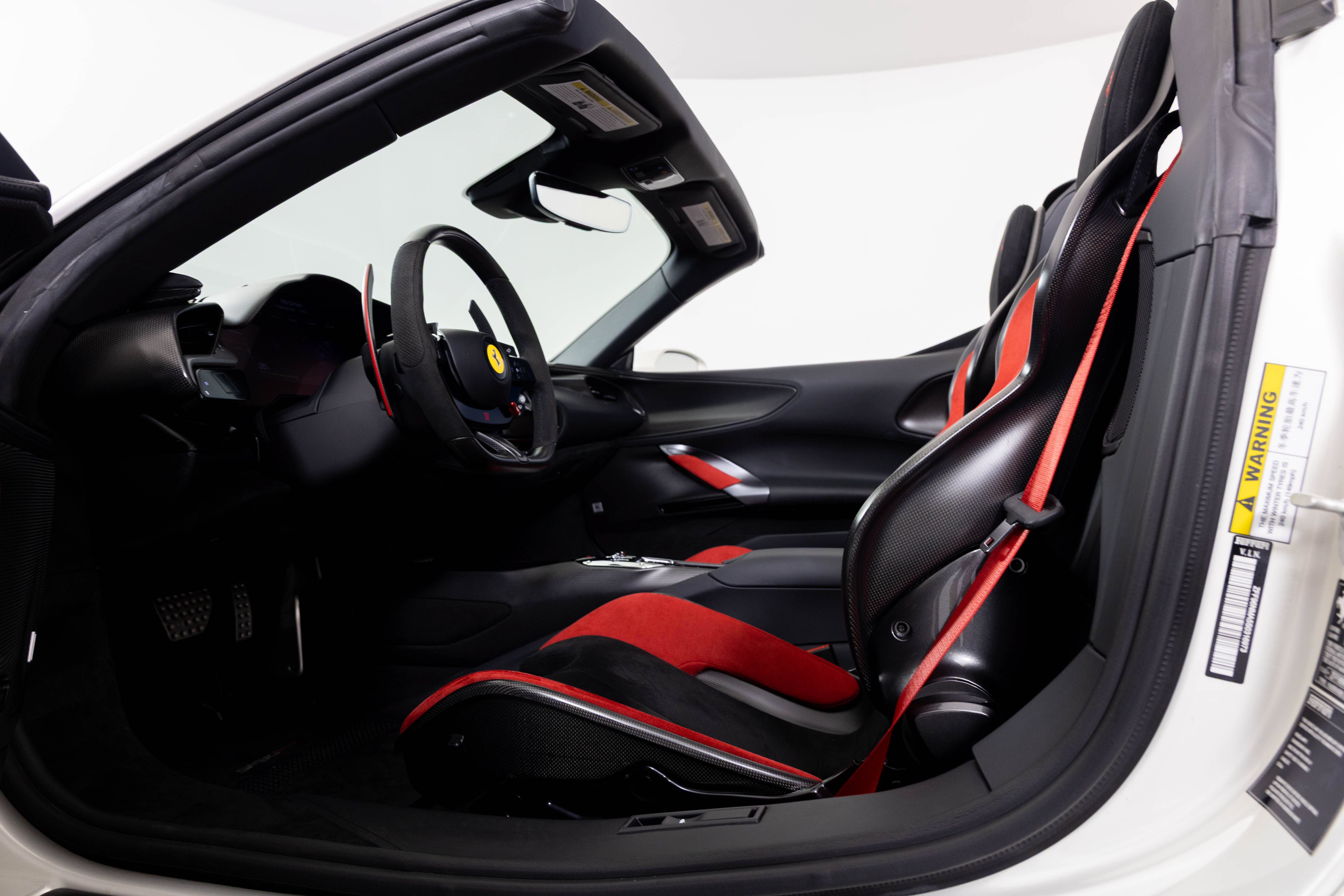 Certified 2025 Ferrari SF90 Spider AWD/4WD image 4