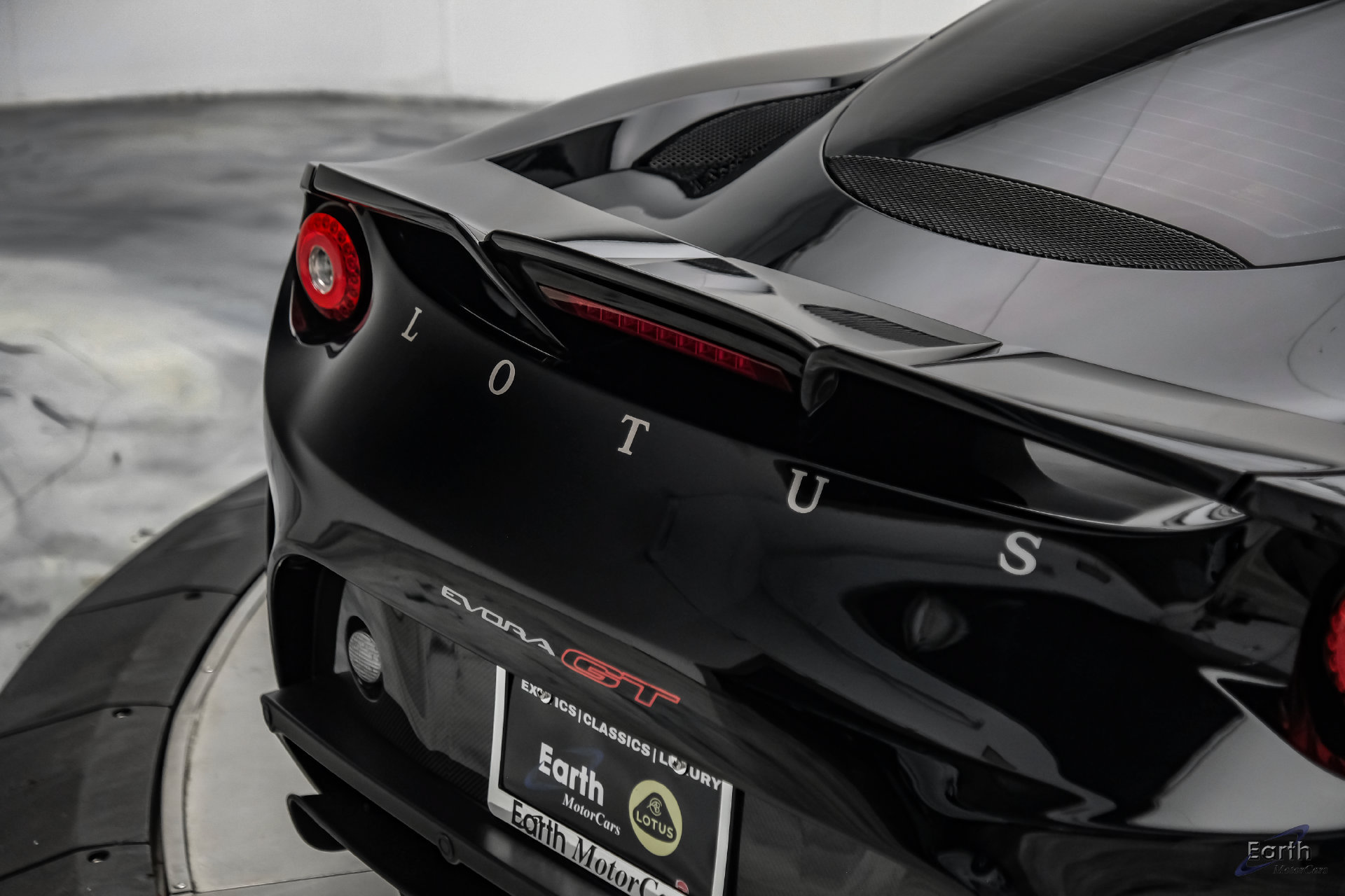 Used 2020 Lotus Evora RWD image 19