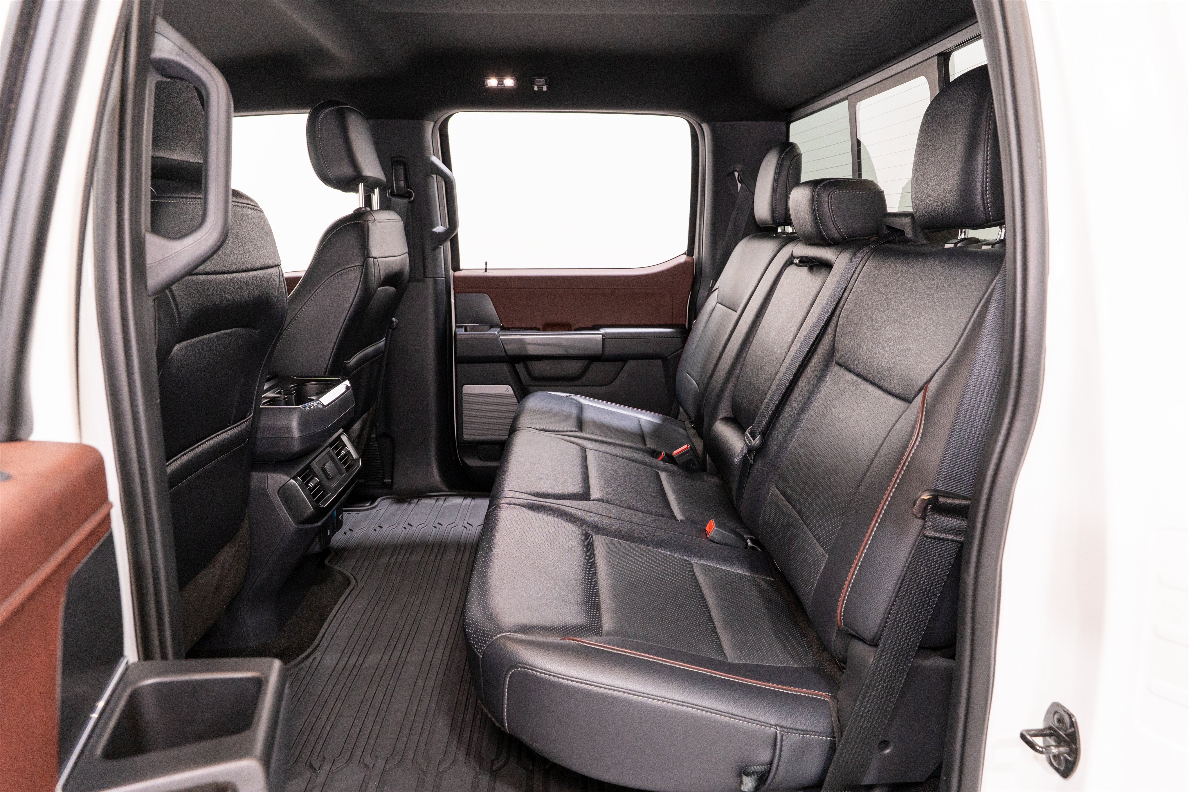 Used 2022 Ford F150 Lariat AWD/4WD image 41