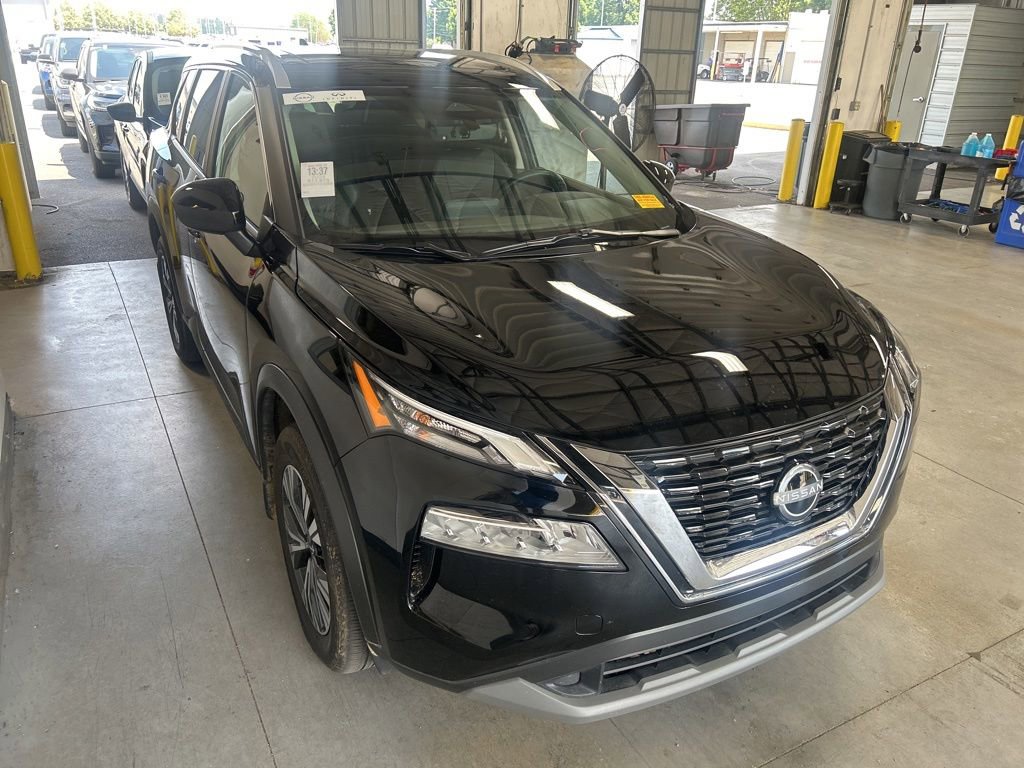 Used 2023 Nissan Rogue SV w/ SV Premium B Package