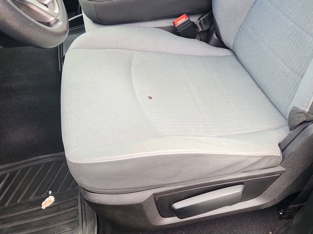 Used 2021 RAM 1500 Classic SLT image 7