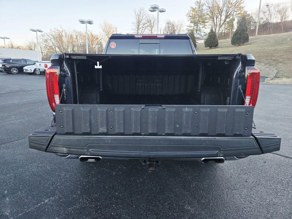 Used 2023 GMC Sierra 1500 SLT w/ SLT Premium Plus Package image 18