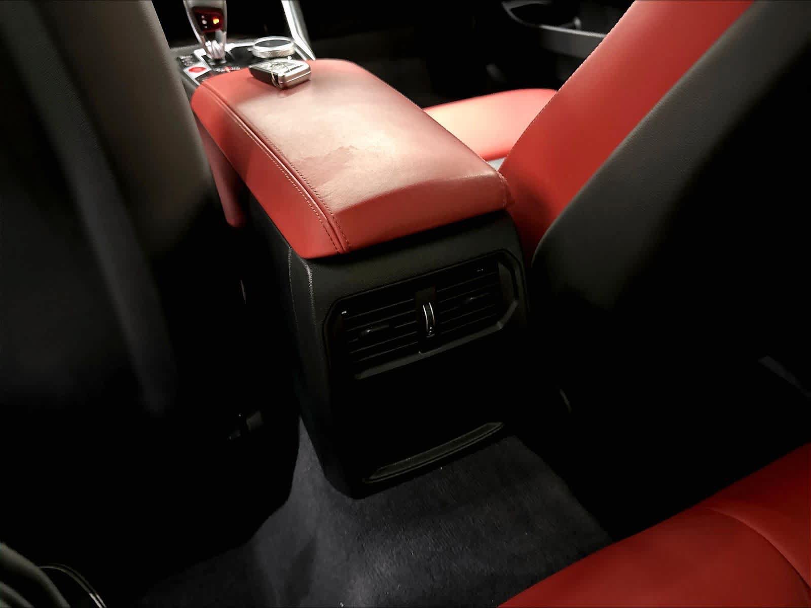 Used 2026 BMW M4 Competition RWD image 37