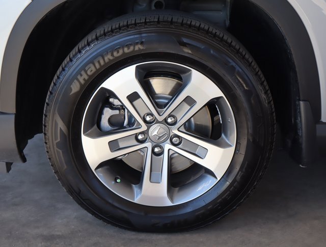 Used 2025 Honda Pilot EX-L image 11