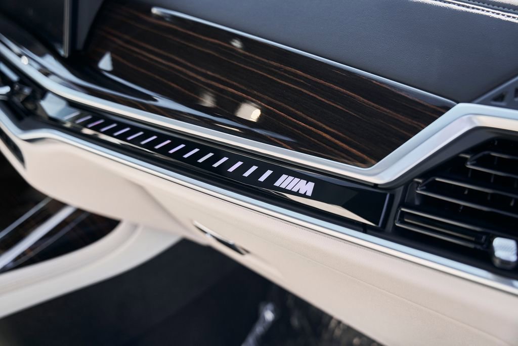 Used 2024 BMW X7 M60i w/ Executive Package AWD/4WD image 44