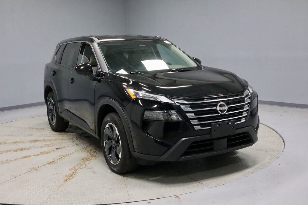 Certified 2025 Nissan Rogue SV AWD/4WD image 1