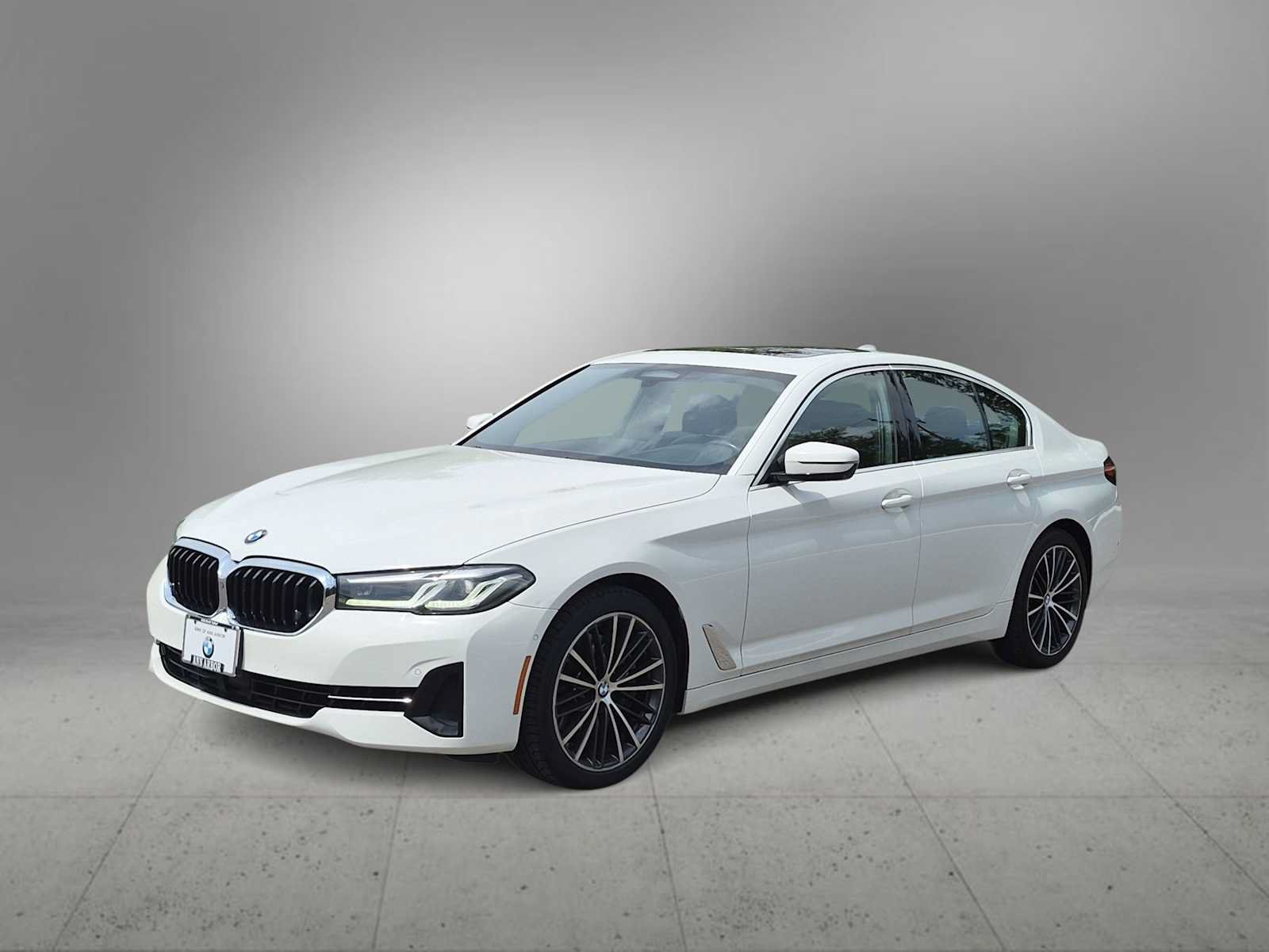 Used 2021 BMW 540i xDrive w/ Premium Package AWD/4WD image 4
