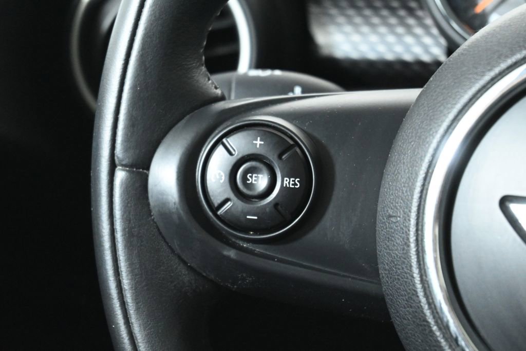 Used 2014 MINI Cooper S image 17