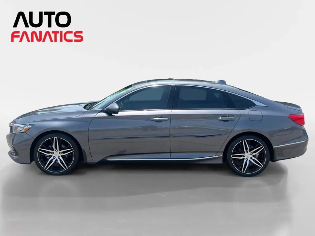 Used 2022 Honda Accord Touring image 2