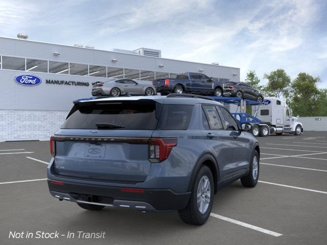New 2026 Ford Explorer Active w/ Active Comfort Package RWD image 8