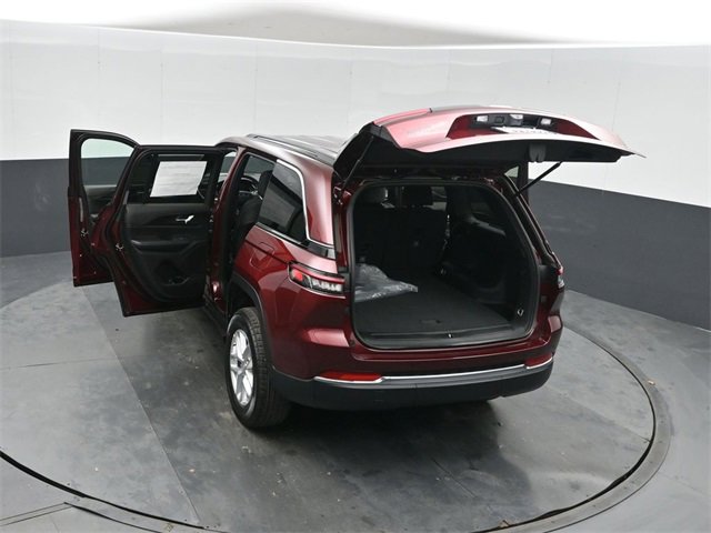 New 2025 Jeep Grand Cherokee Laredo image 51