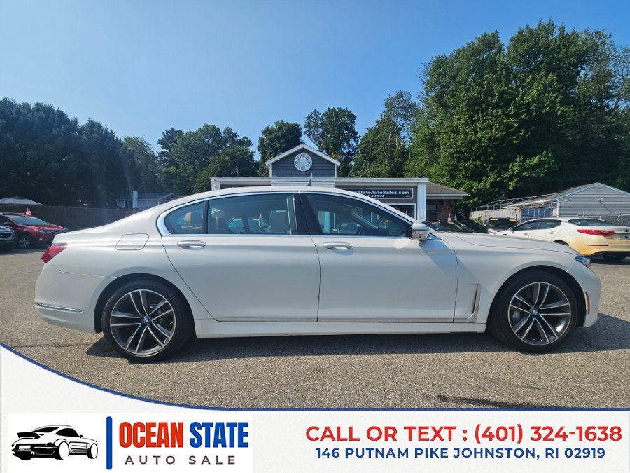 Used 2020 BMW 750i xDrive w/ Executive Package AWD/4WD image 6