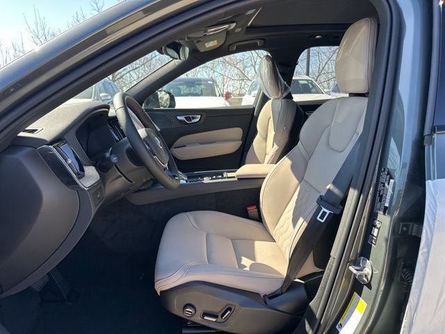 New 2026 Volvo XC60 B5 Plus w/ Protection Package Premier image 14