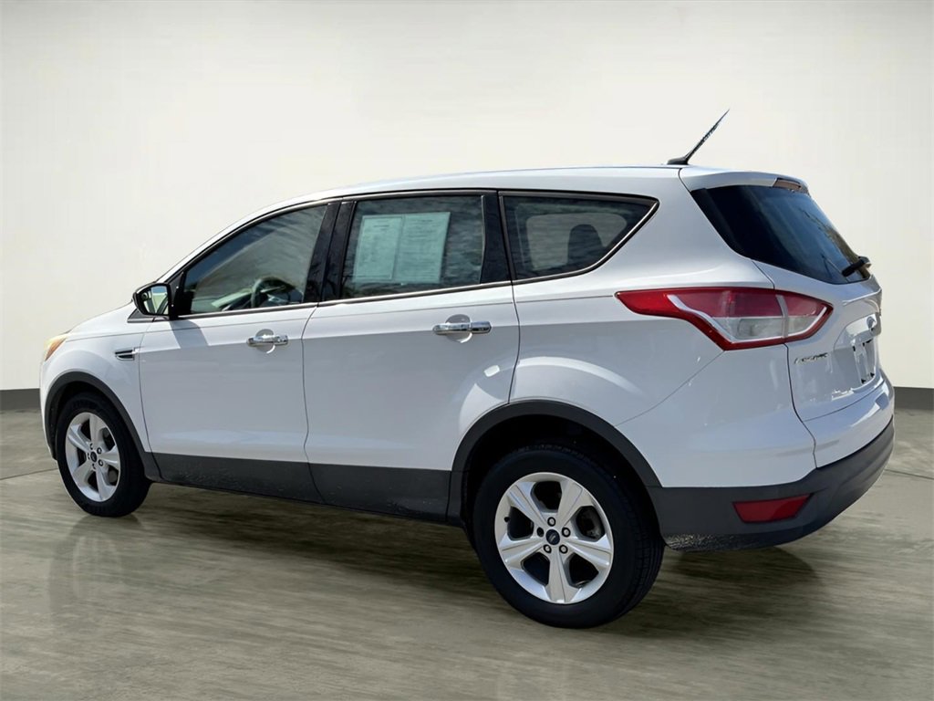 Used 2015 Ford Escape S image 4