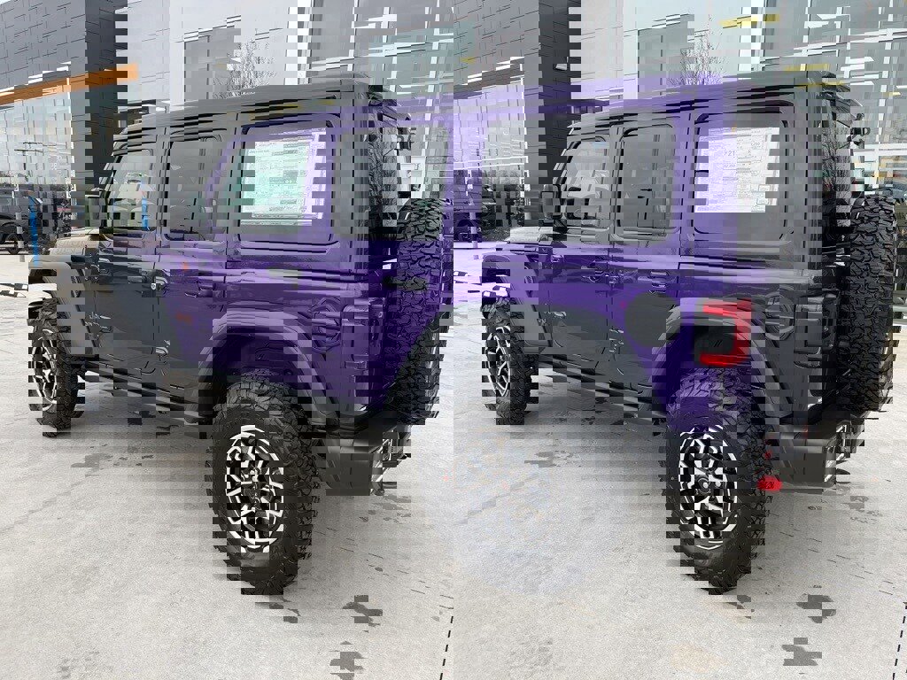 New 2026 Jeep Wrangler Unlimited Rubicon w/ Technology Group image 19