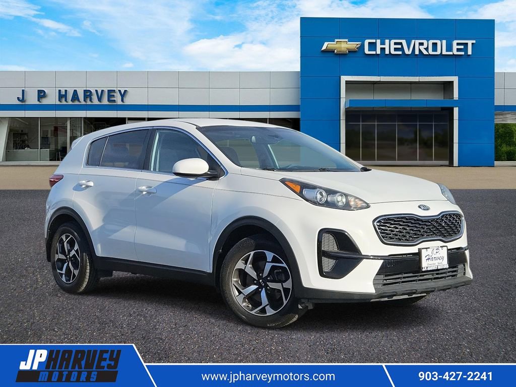 Used 2020 Kia Sportage LX image 1