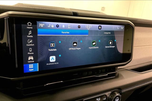 Used 2025 Jeep Wrangler Unlimited Sahara w/ Safety Group image 35