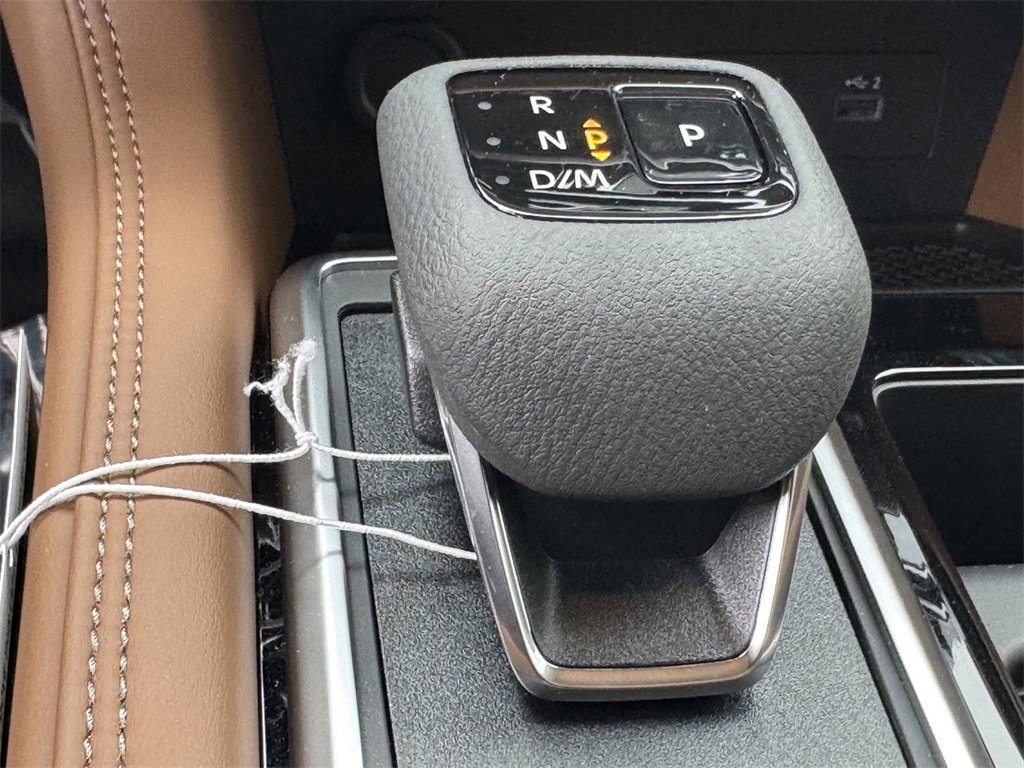 New 2025 Nissan Pathfinder Platinum w/ Lighting Package (N93) image 27