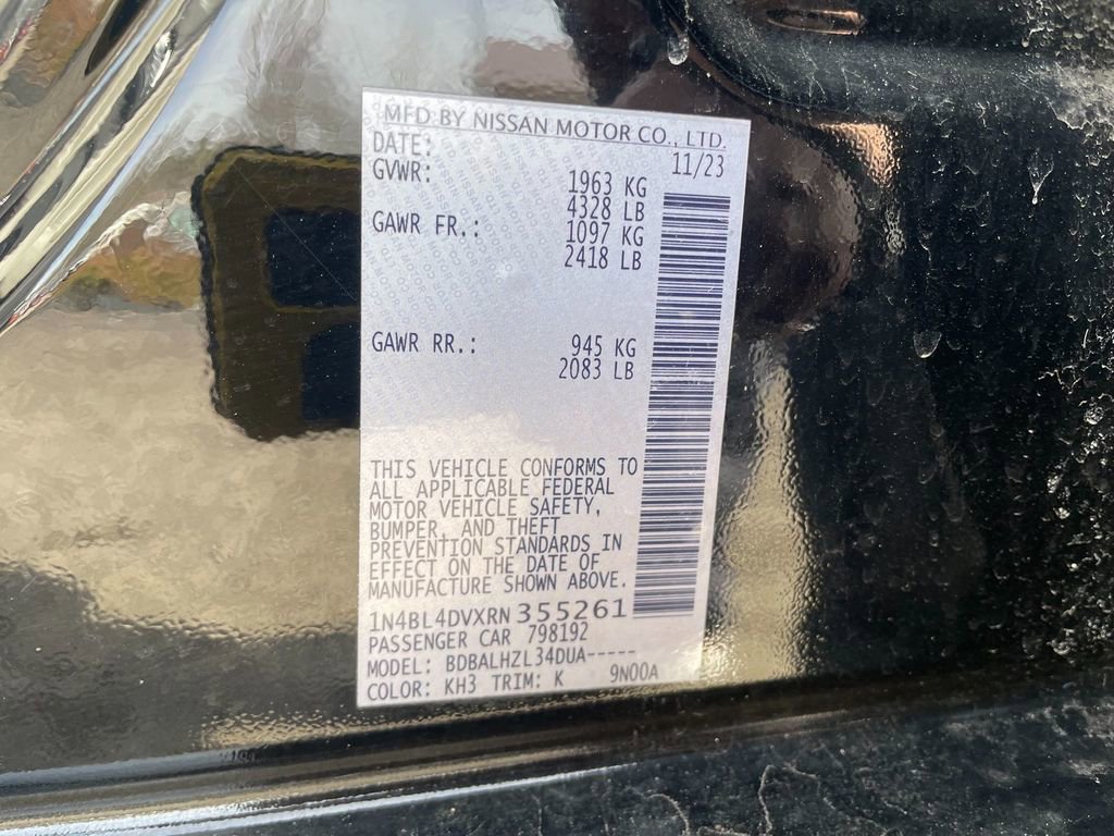 Used 2024 Nissan Altima 2.5 SV image 32