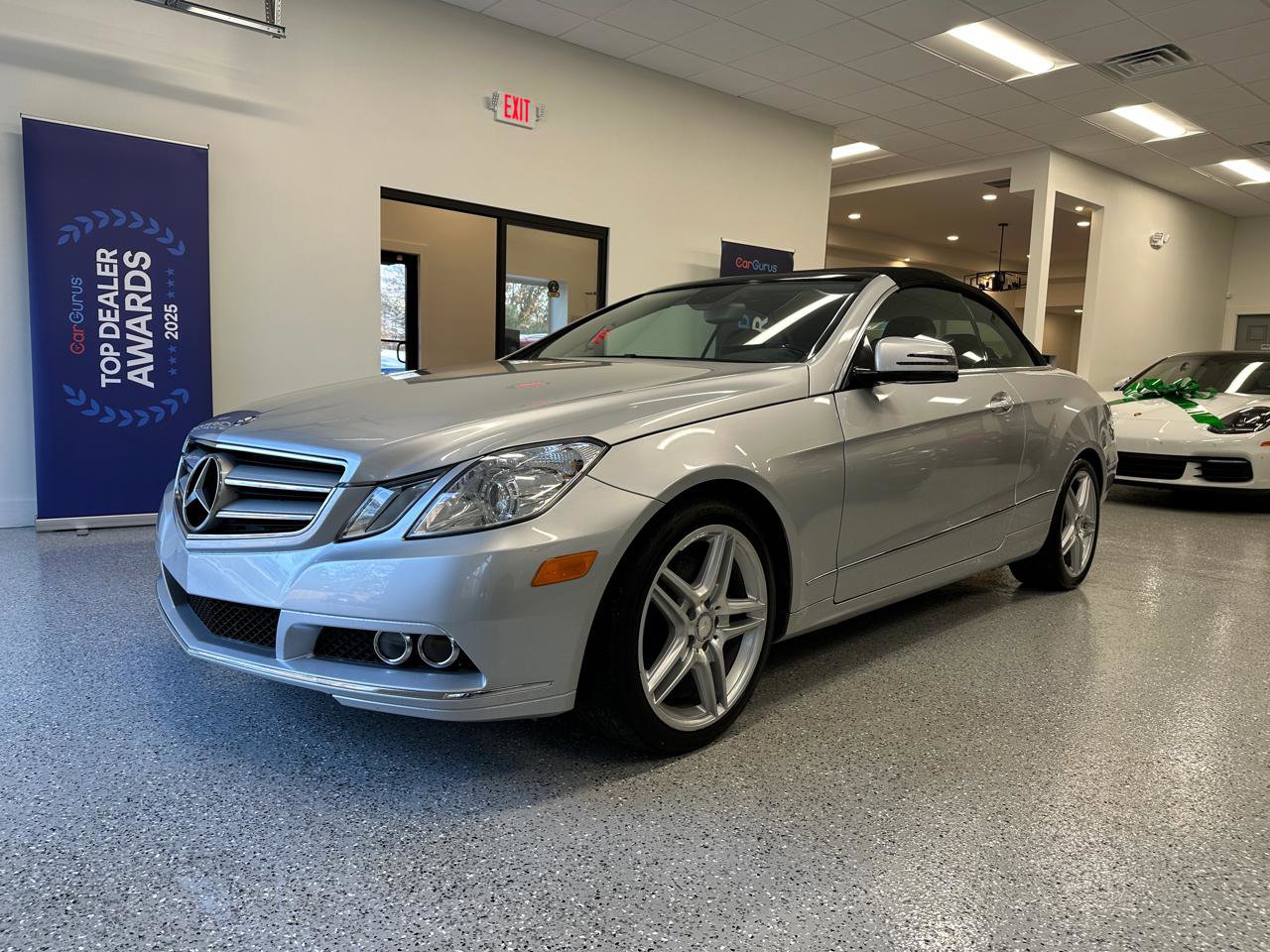 Used 2011 Mercedes-Benz E 350 Cabriolet image 4