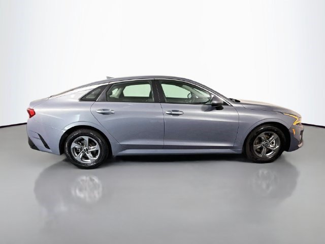Used 2023 Kia K5 LXS FWD image 11