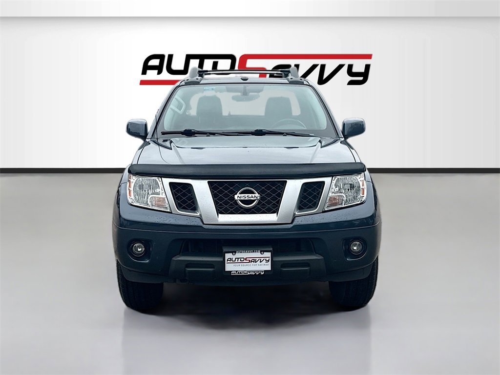 Used 2020 Nissan Frontier PRO-4X image 2