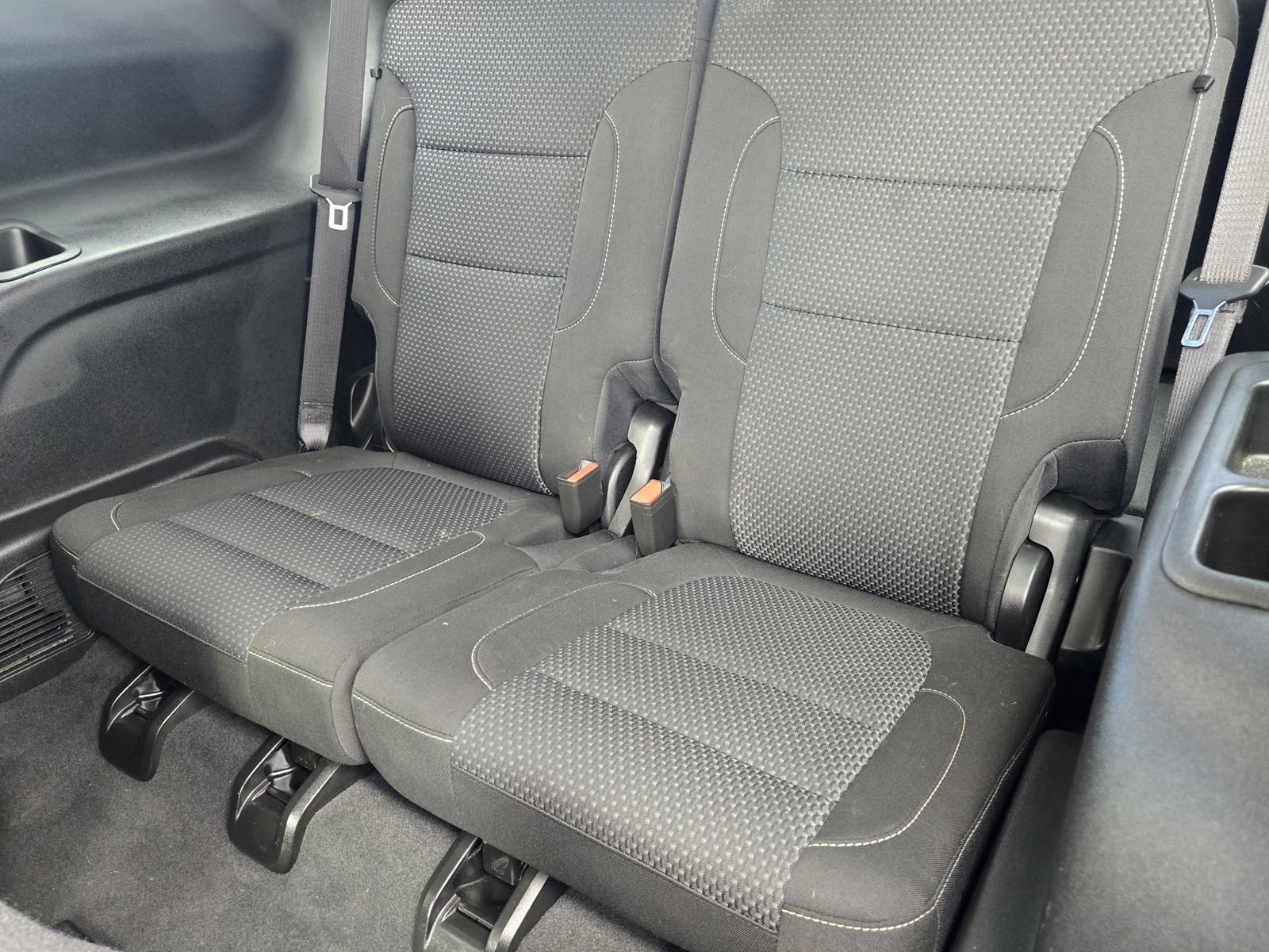 Used 2023 GMC Acadia SLE w/ Driver Convenience Package image 29