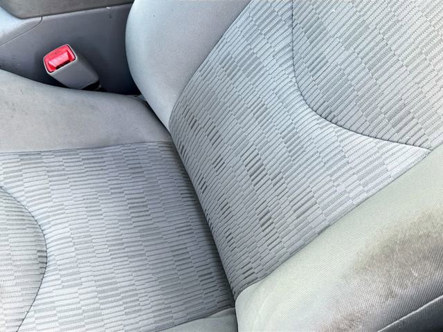 Used 2011 Toyota RAV4 4WD w/ Base L4 Extra Value Pkg image 14